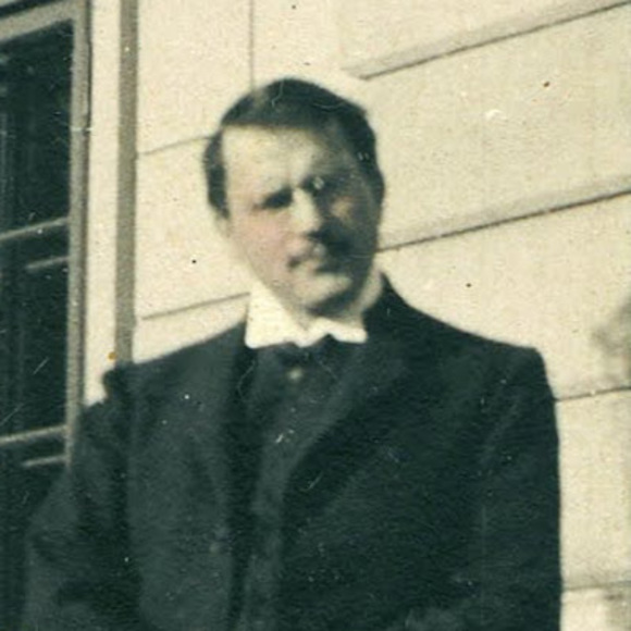 Meet your Posher, Rourke - Picture 1 of 1